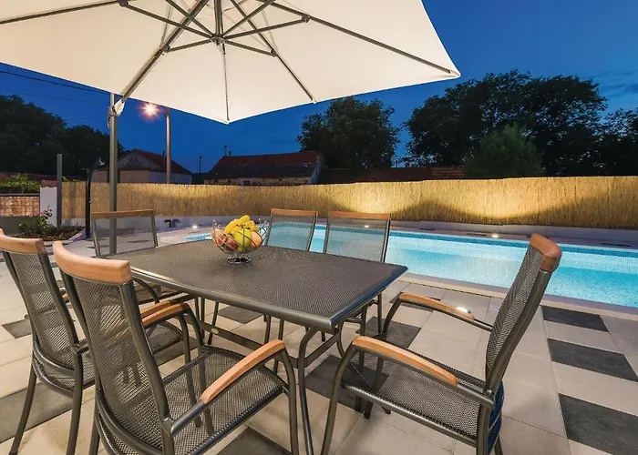 Three-bedroom In Vakantiehuis