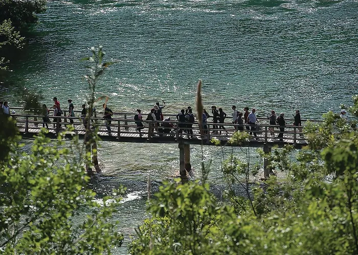 Vakantiehuis Three-bedroom In Unesic